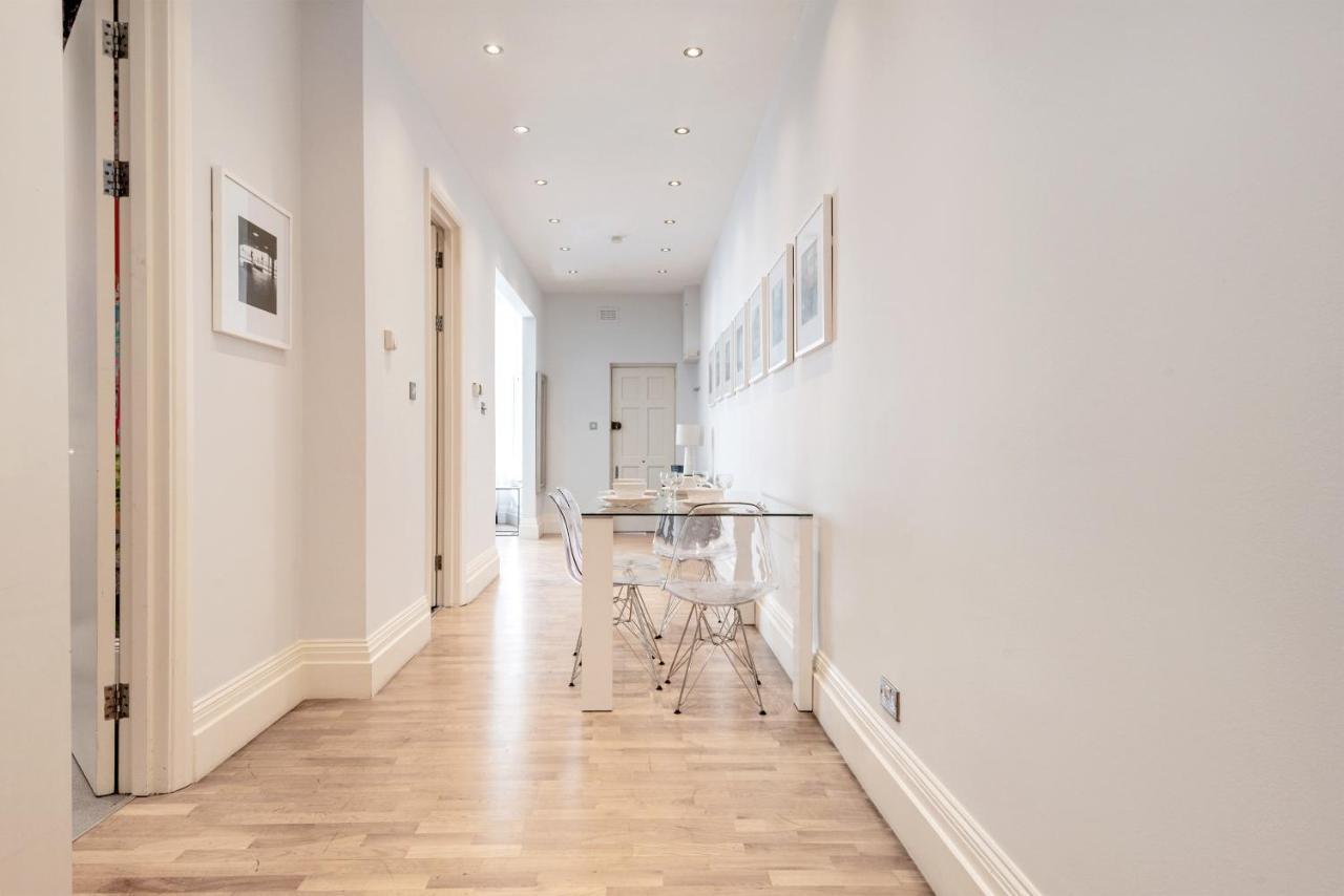 Stunning Near Earl's Court By Underthedoormat * Londen