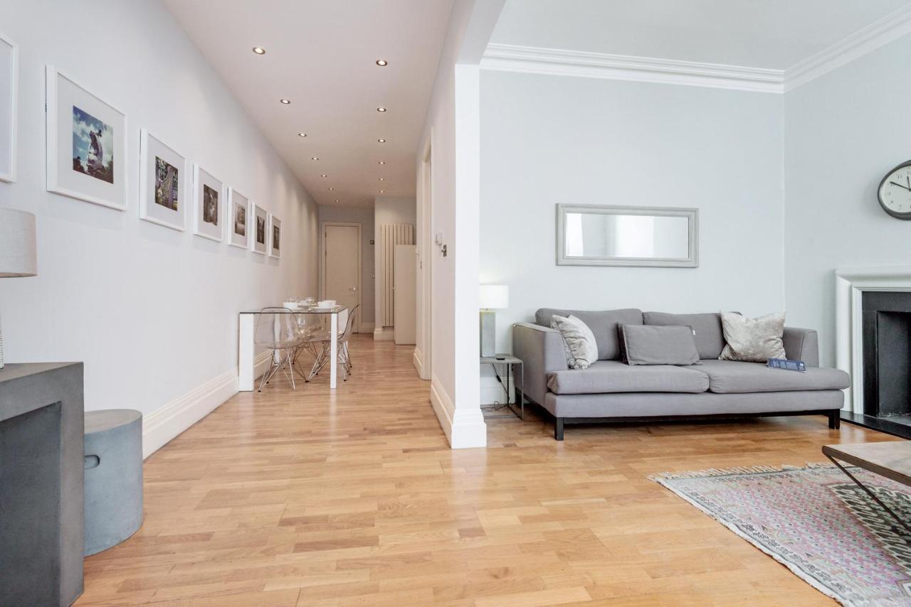 Stunning Near Earl's Court By Underthedoormat Londen