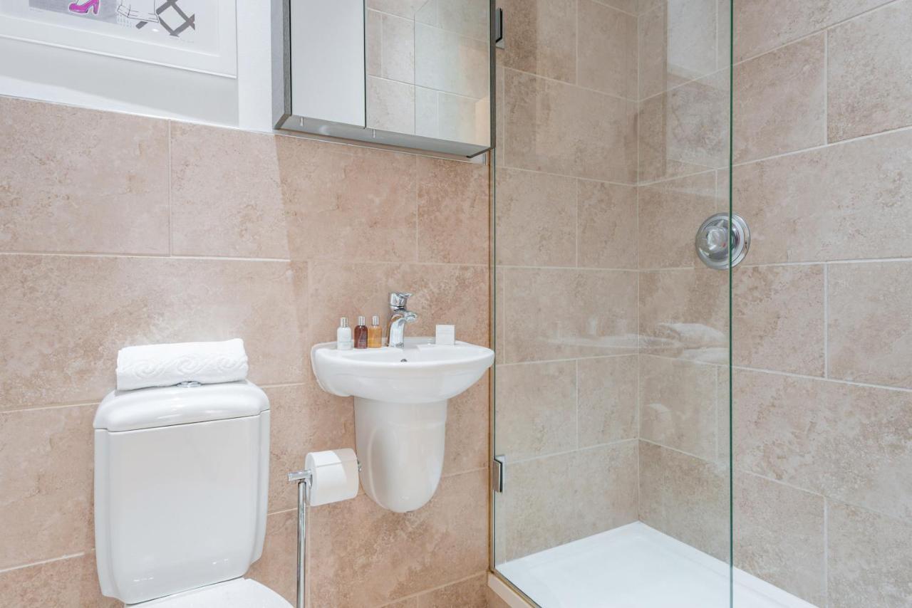 Appartement Stunning Near Earl's Court By Underthedoormat Londen