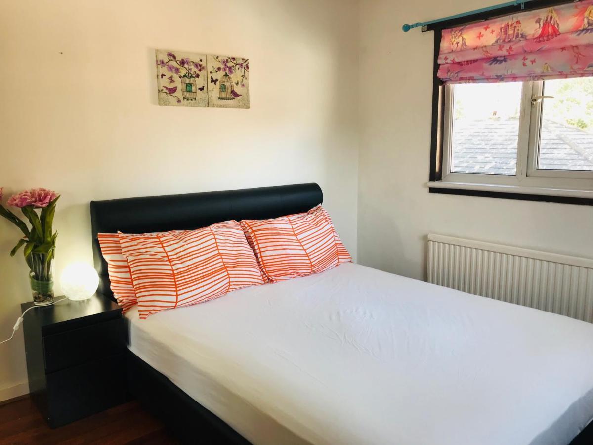 Spacious House 15min To Canary Wharf/o2/excel/central Ferienhaus
