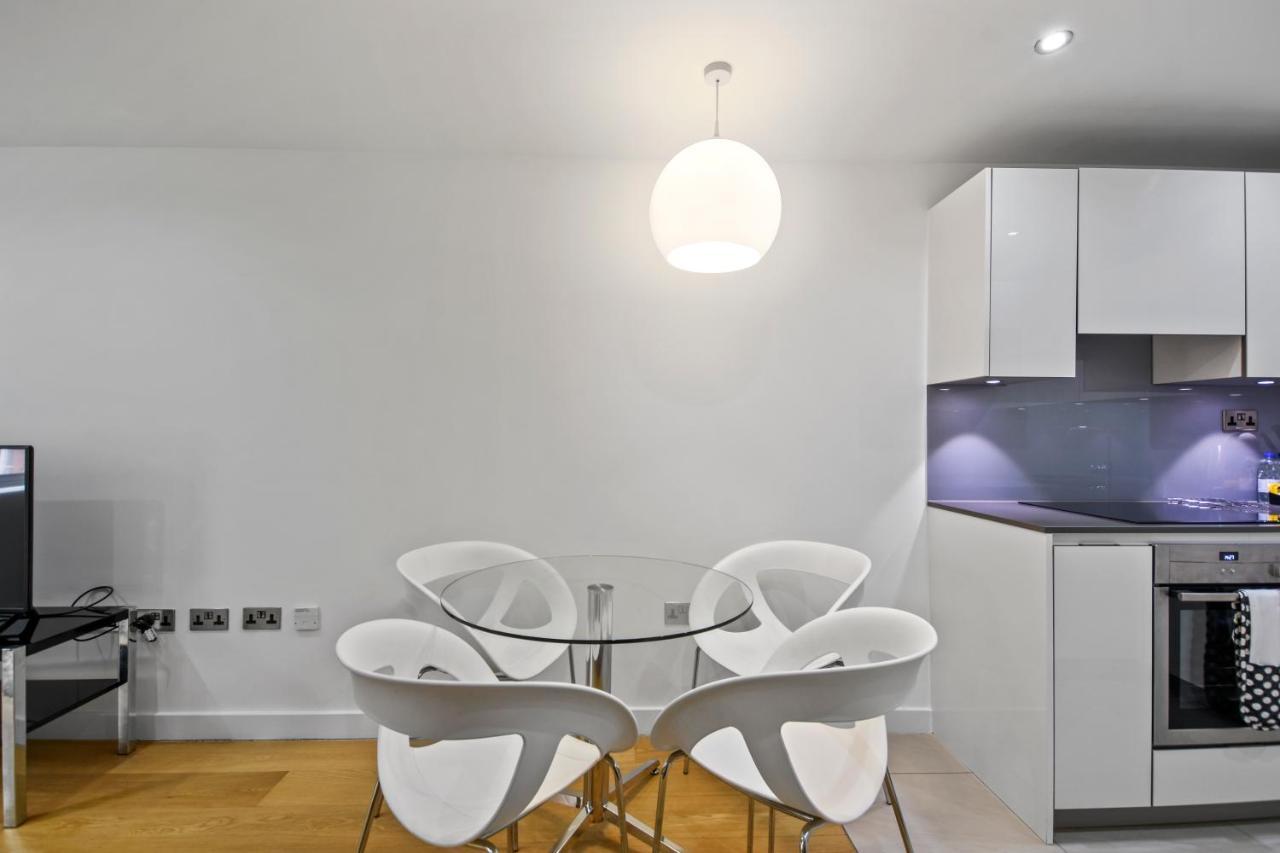 Cambric By Aeria London