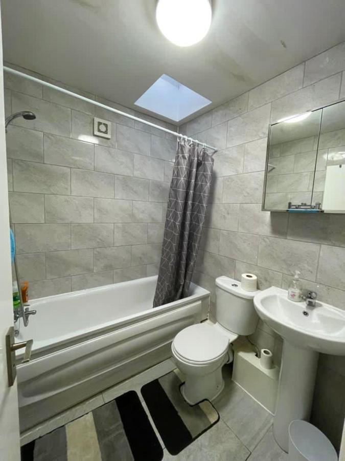 2 Bedroom Roof Terrace With Sauna Jakuzzi And Outdoor Cinema * London