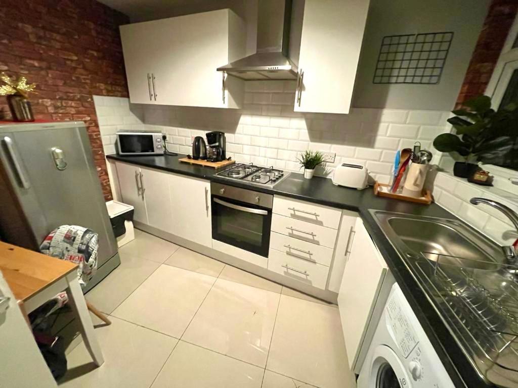 2 Bedroom Roof Terrace With Sauna Jakuzzi And Outdoor Cinema Londra