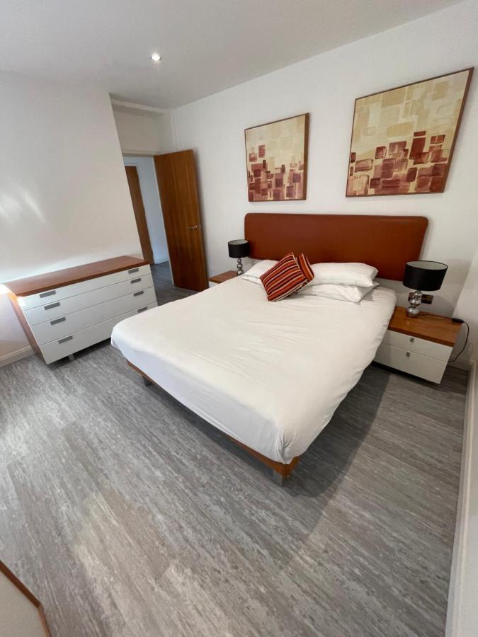 Roland House Apartment *
