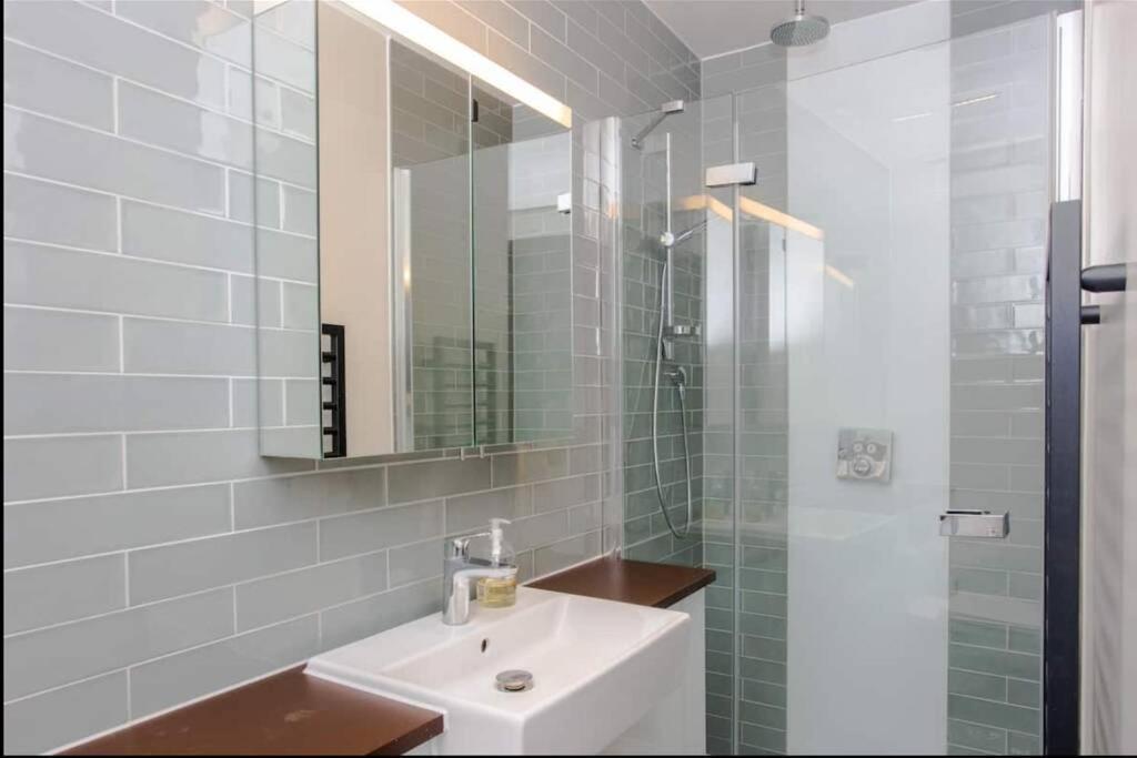 Modern With Views * London