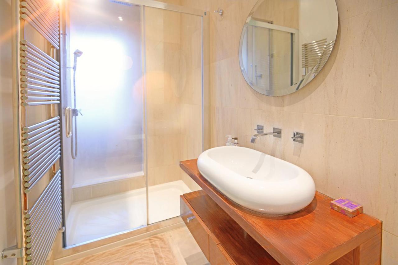 Apartment Luxury Massive Townhouse By Harrods London