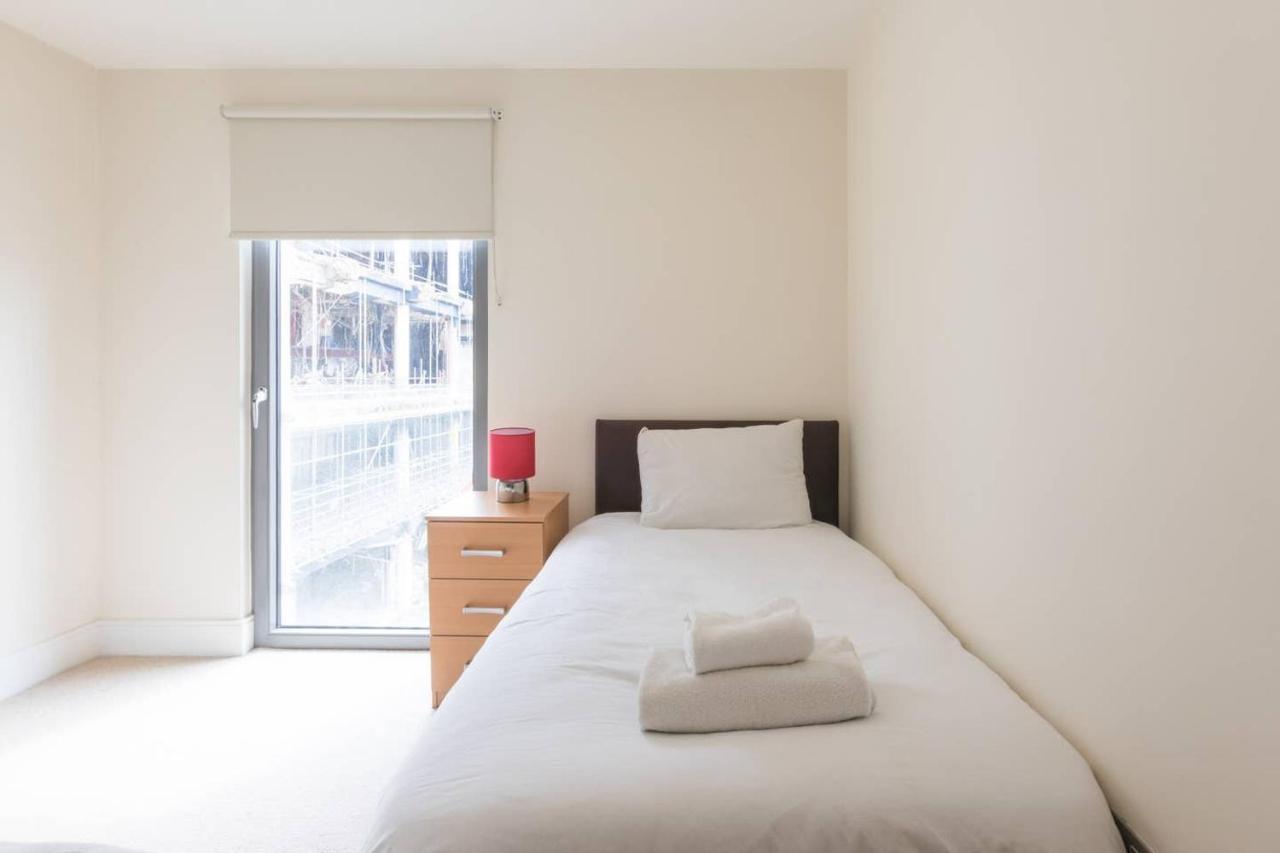 Appartamento Bright And Modern 3 Bed Hyde Park Londra