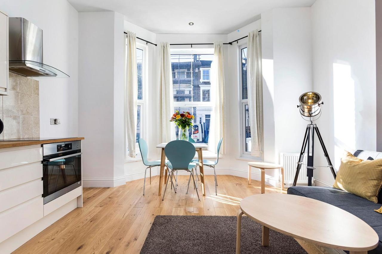 Stylish 2 Bed Apartment-zone 2 - 10 Minutes To The Heart Of London- Sleeps Up 8 Apartment *