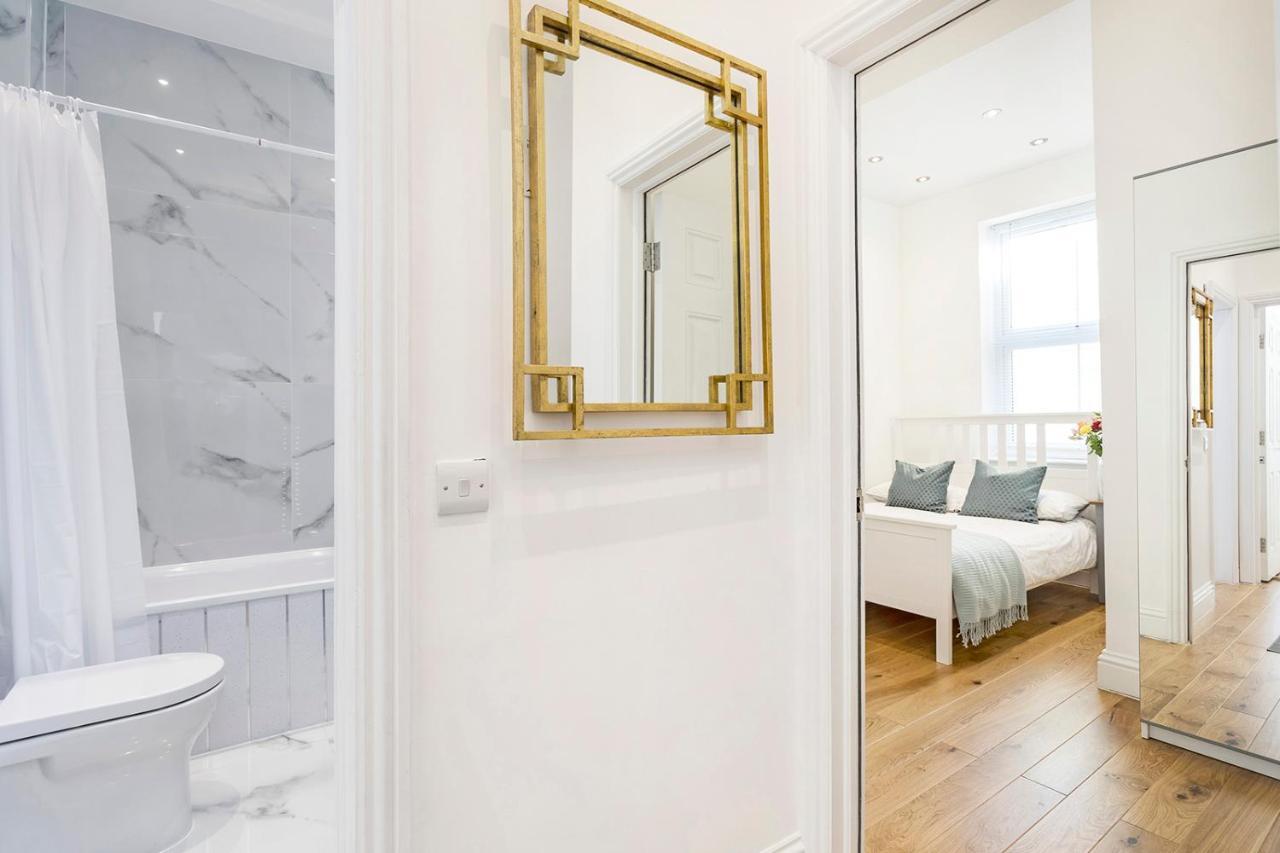 Stylish 2 Bed Apartment-zone 2 - 10 Minutes To The Heart Of London- Sleeps Up 8 Apartment London