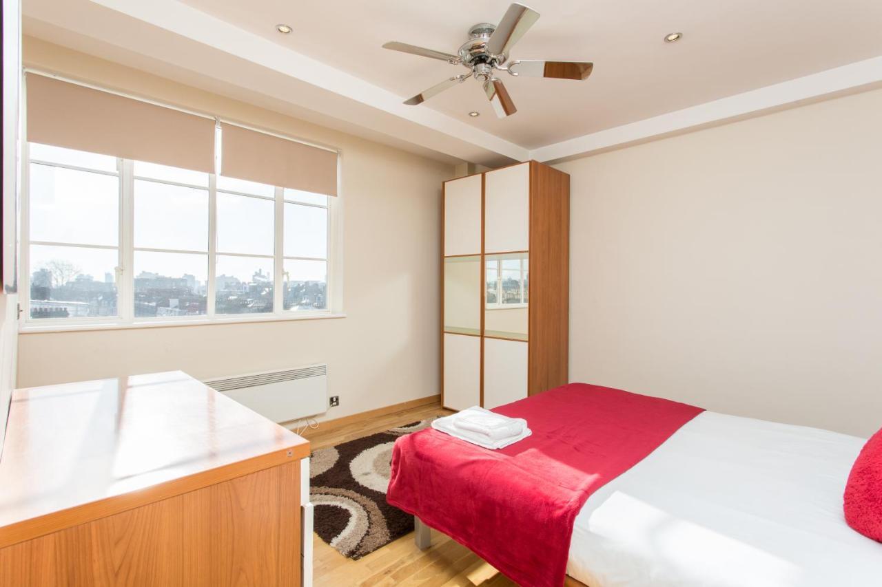 Roland House Apartment *