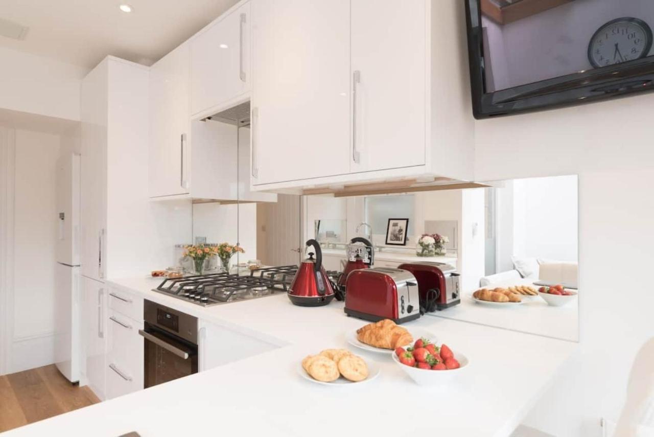 Luxury 2 Bed With Sw Facing Terrace Lägenhet *