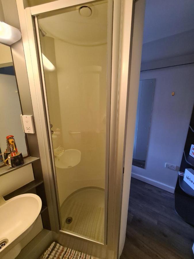 Appartement Spacious And Comfy At Chapter Highbury I In *