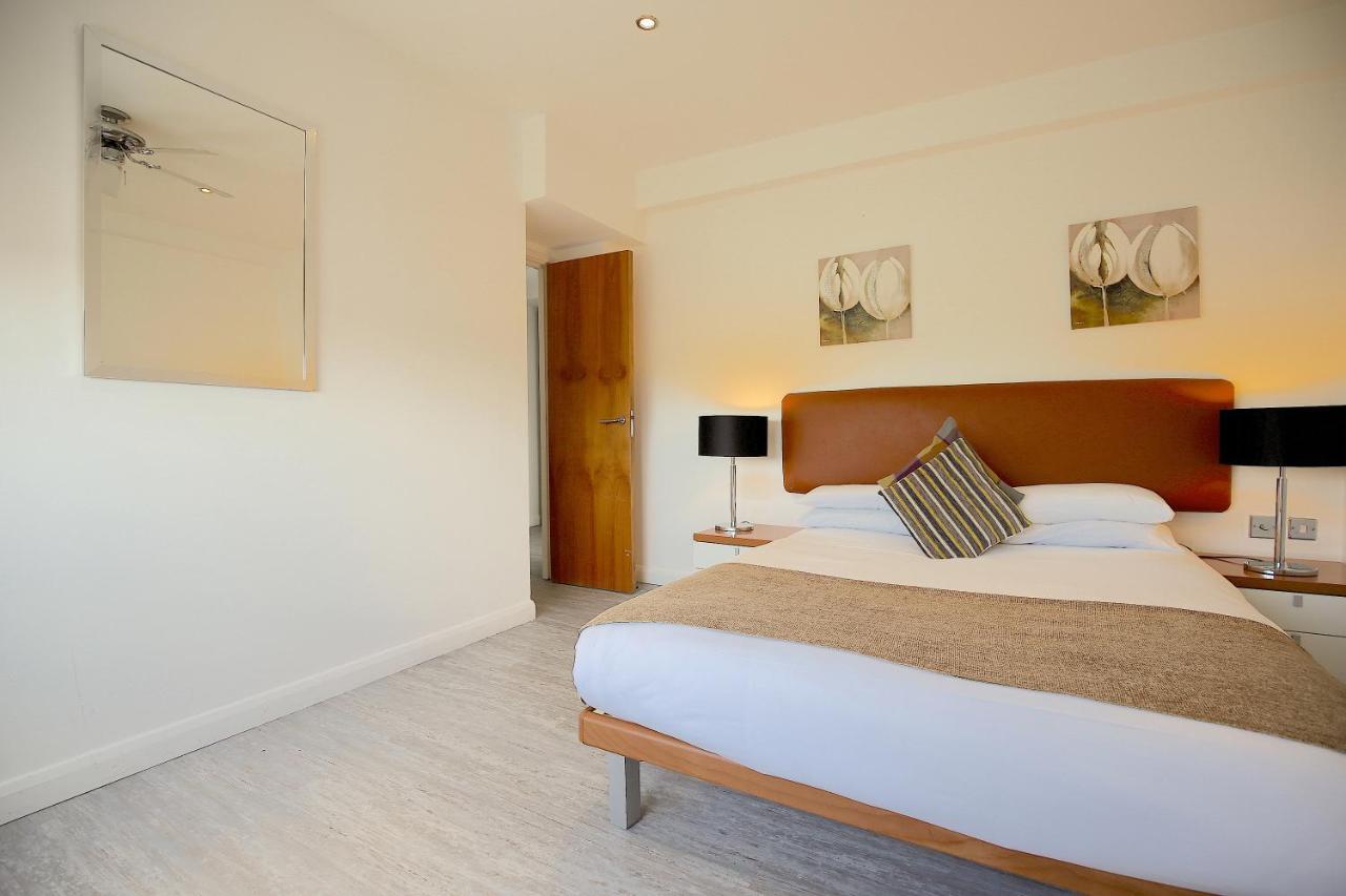 Apartment Roland House London
