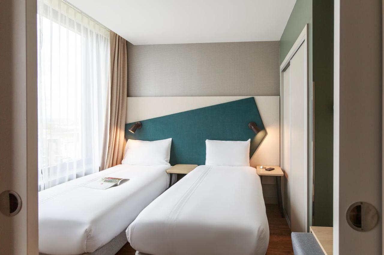 Adagio Stratford 4* London