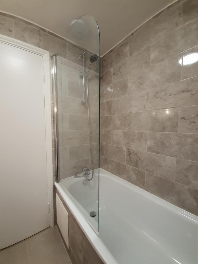 Double In Homestay London