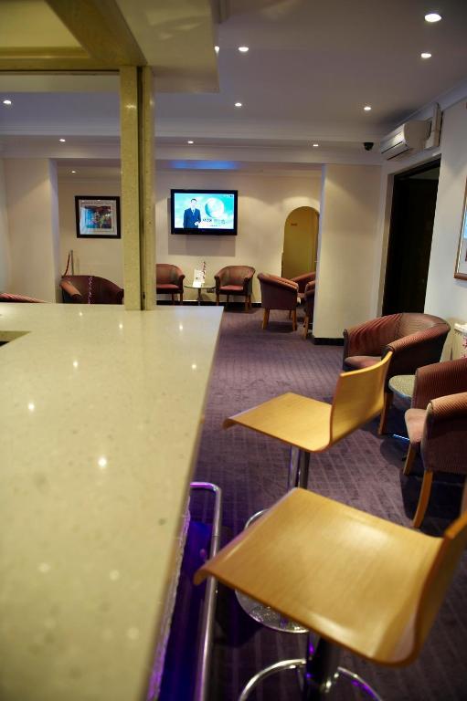 Hotel The Harrow 3*
