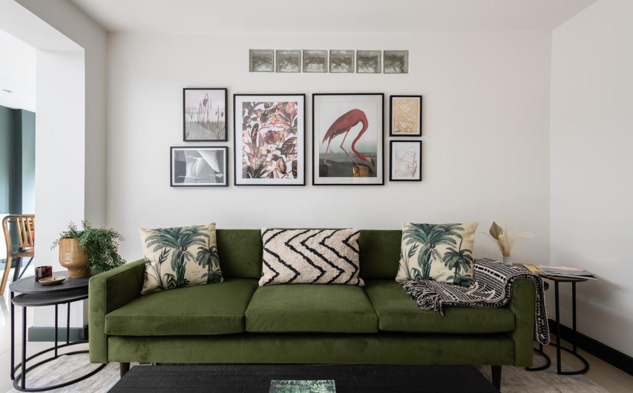Apartment The Heart Of Shepherds Bush - Modern 2bdr With Garden *