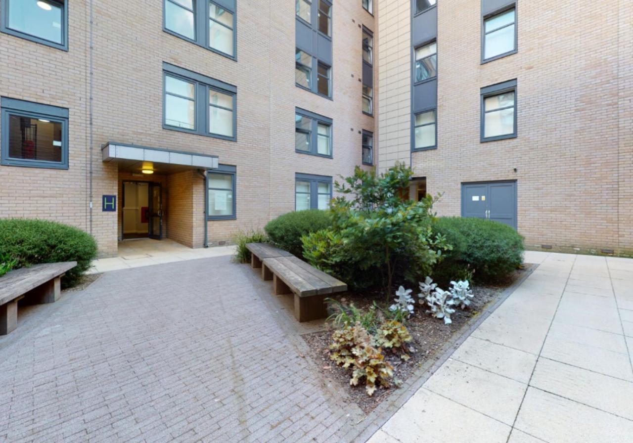 Apartment Private Bedrooms With Shared Kitchen And At Iq Tufnell House In *
