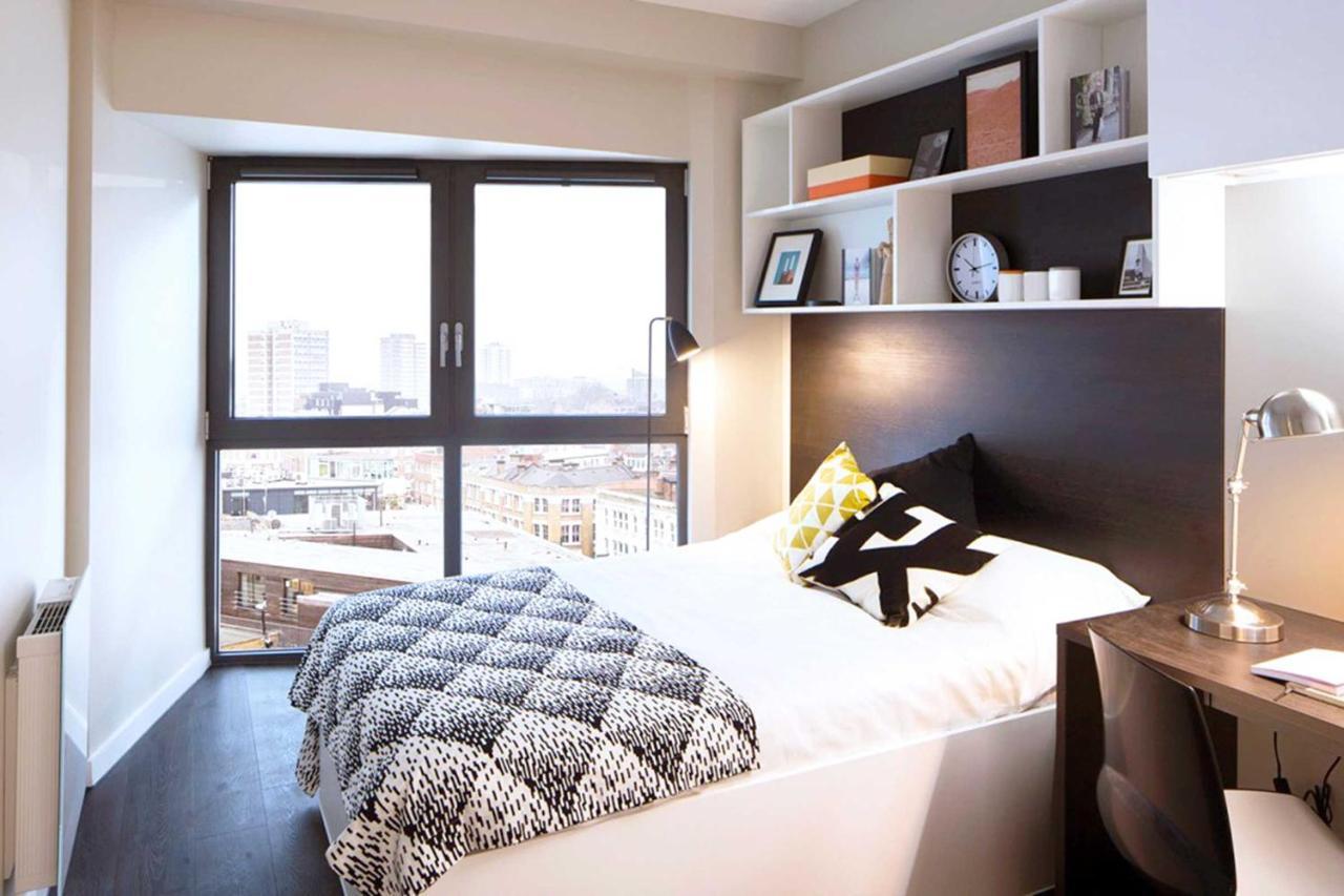 For Students Only Premium And 2 Bed At Chapter Old Street In Apartment *