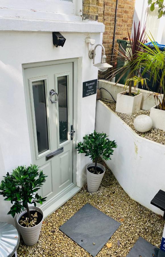 Lejlighed Stunning, Stylish Garden Flat In The Heart Of Wimbledon *