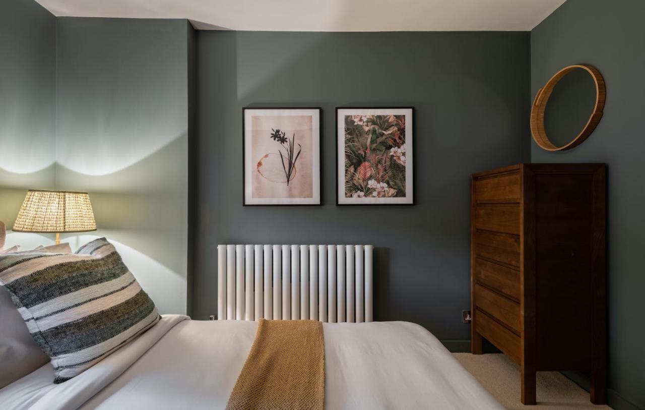 Apartment The Heart Of Shepherds Bush - Modern 2bdr With Garden London