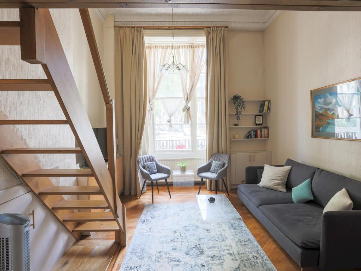 Hyde Park's Mezzanine Studio - Pass The Keys Leilighet London