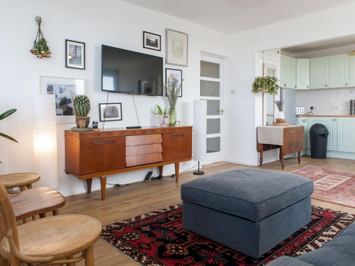 Pass The Keys Spacious 2bedroom Flat With Views In Bridge Appartement *