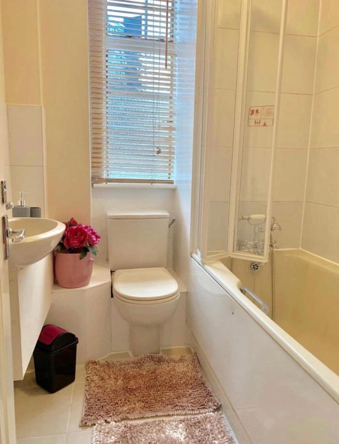Hyde Park Bayswater Apartment *
