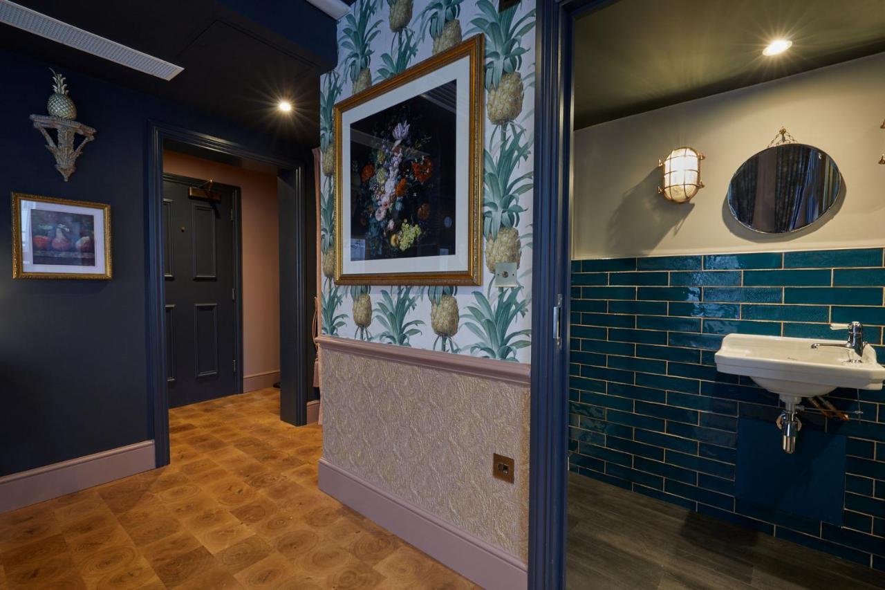 The Kings Arms Pub & Boutique London