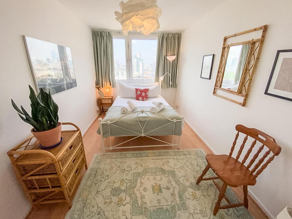 Appartement Pass The Keys Spacious 2bedroom Flat With Views In Bridge Londen