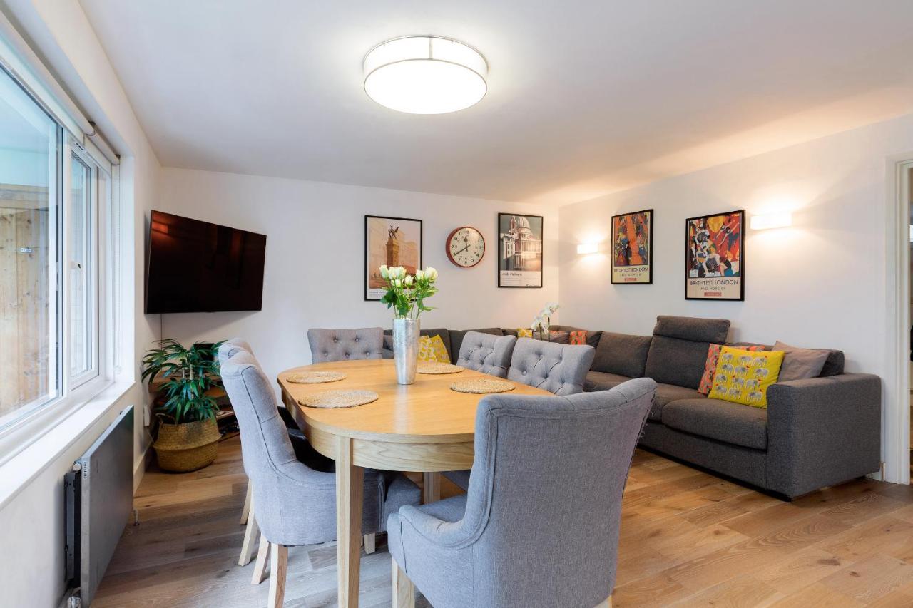 Spacious 3 Bedroom In Covent Garden Londen