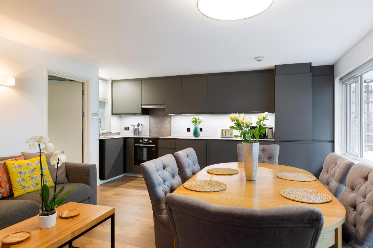 Spacious 3 Bedroom In Covent Garden Londen