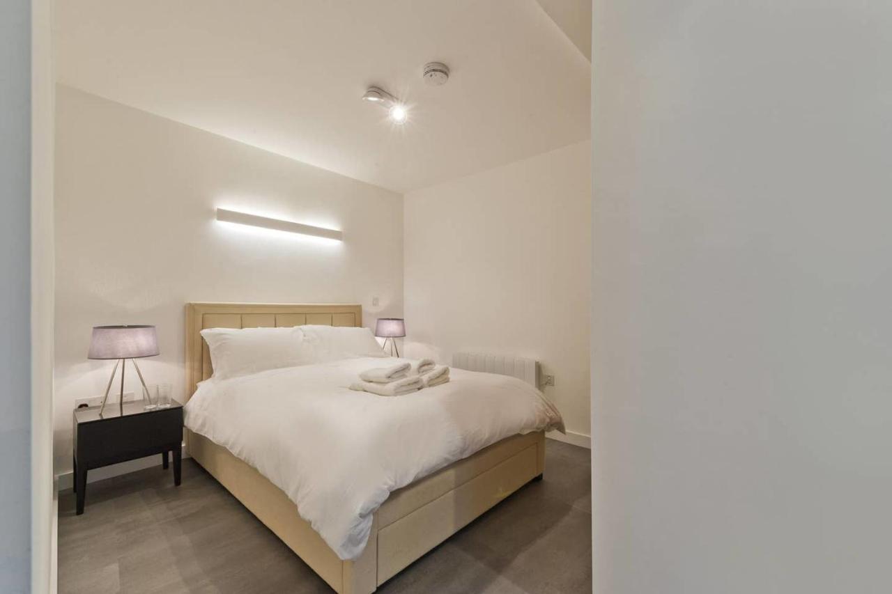 3rd Floor 2br In Soho * London
