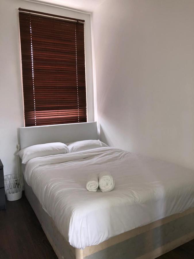 Apartment Pleasant Two Bed-Room Flat Near Portobello Market