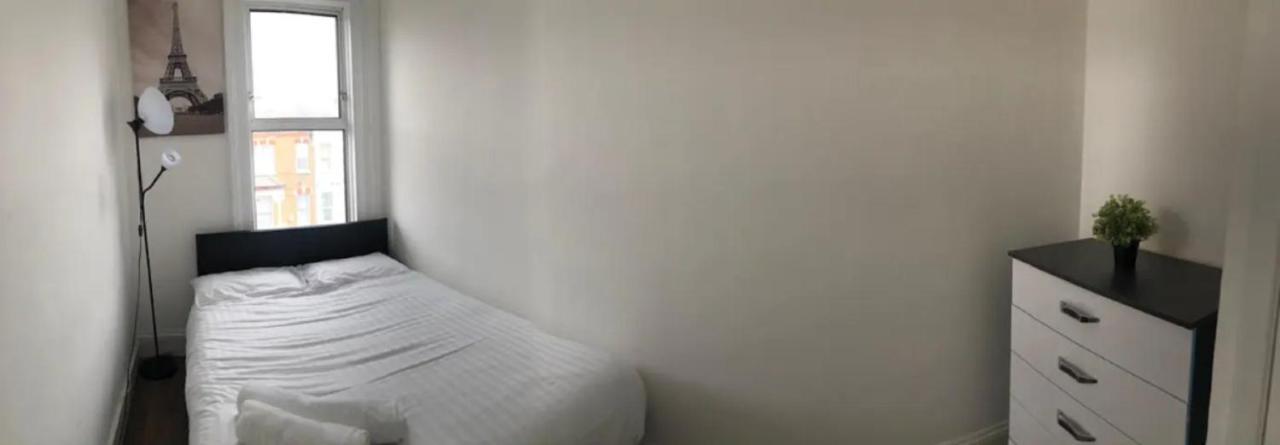 Entire 2 Bed-Room Flat Near Portobello Market Appartamento