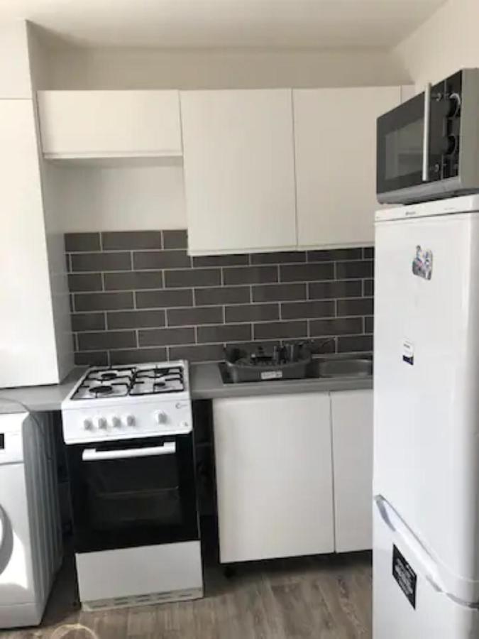 Appartamento Entire 2 Bed-Room Flat Near Portobello Market *