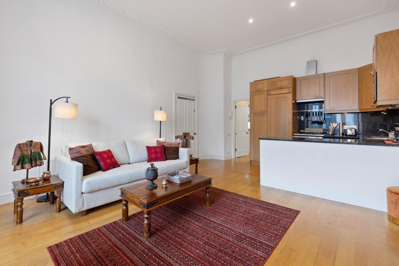 Elegant Flat In Bayswater, West Lejlighed