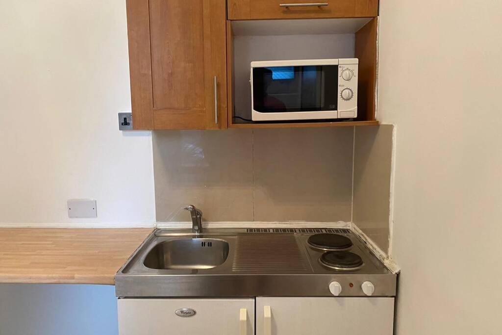 F6-comfy Ground Flr Fits 4- Near Paddington * Londen