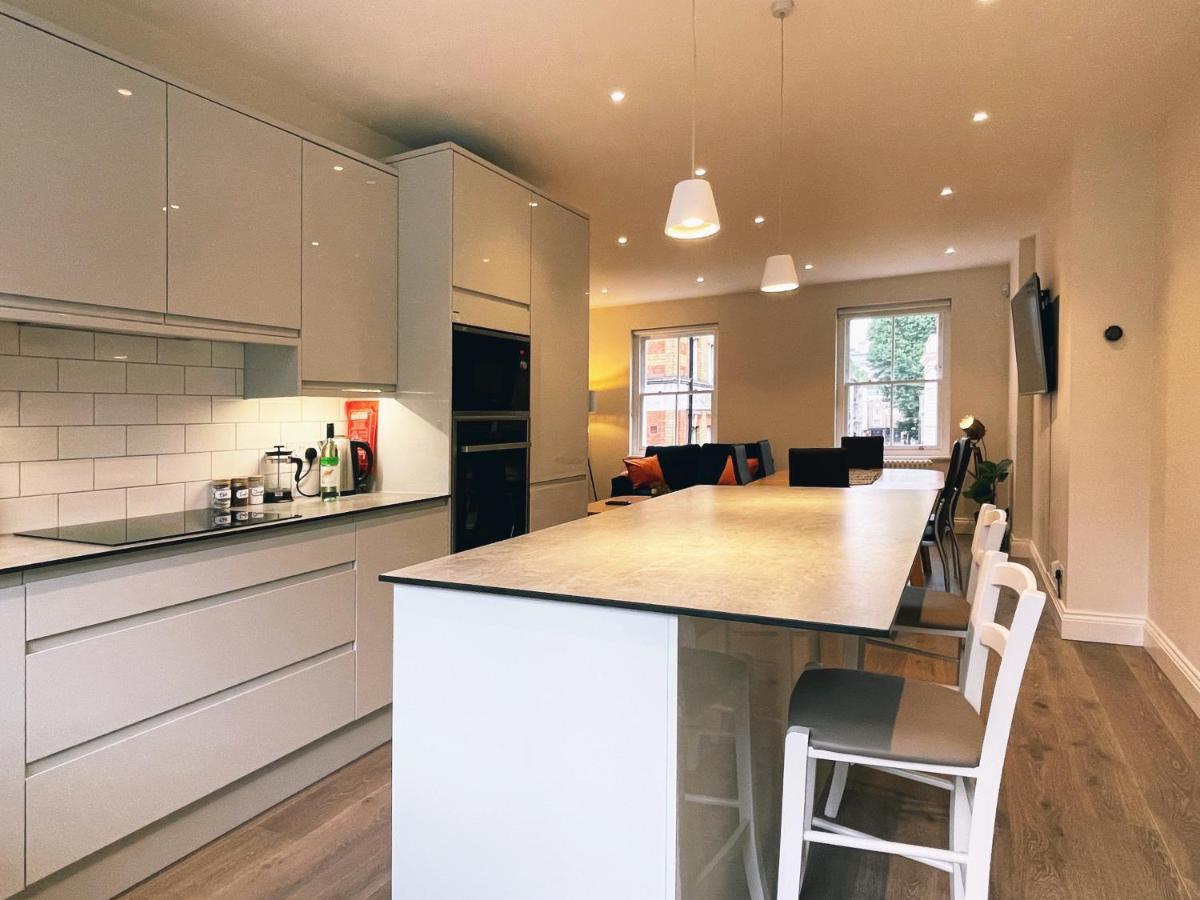 James's Place On Oxford Street Apartment *