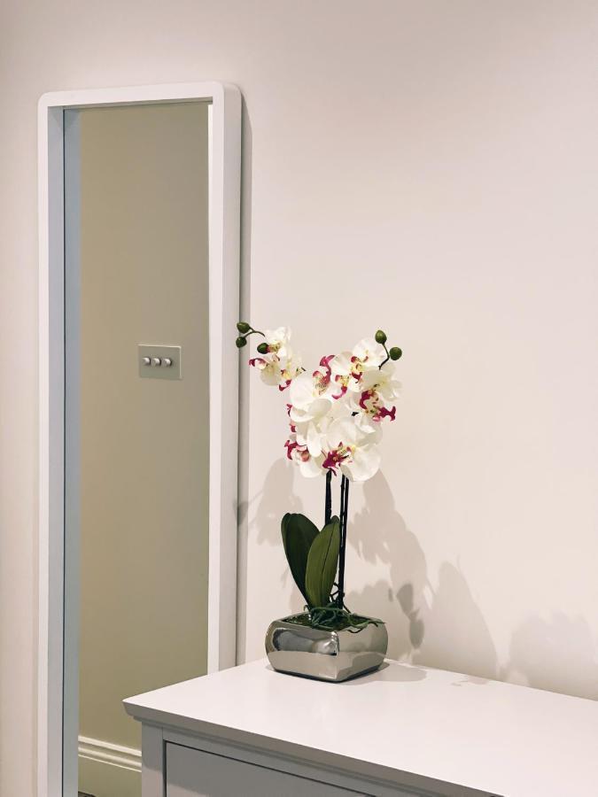James's Place On Oxford Street Apartment London
