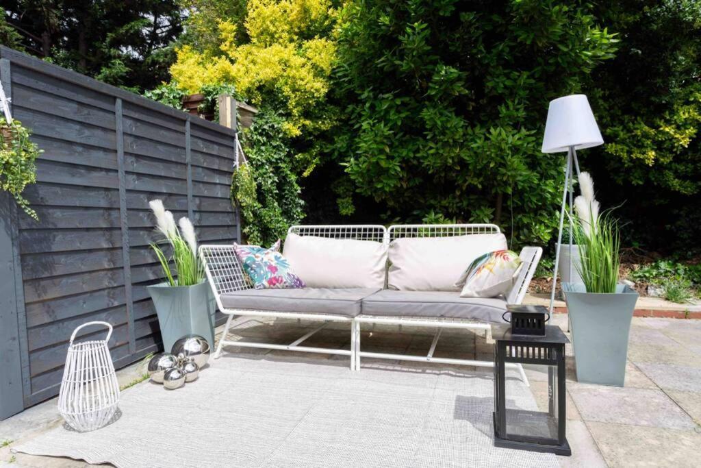 Contemporary 3 Bed House With Spacious Garden Close To Stratford Vakantiehuis