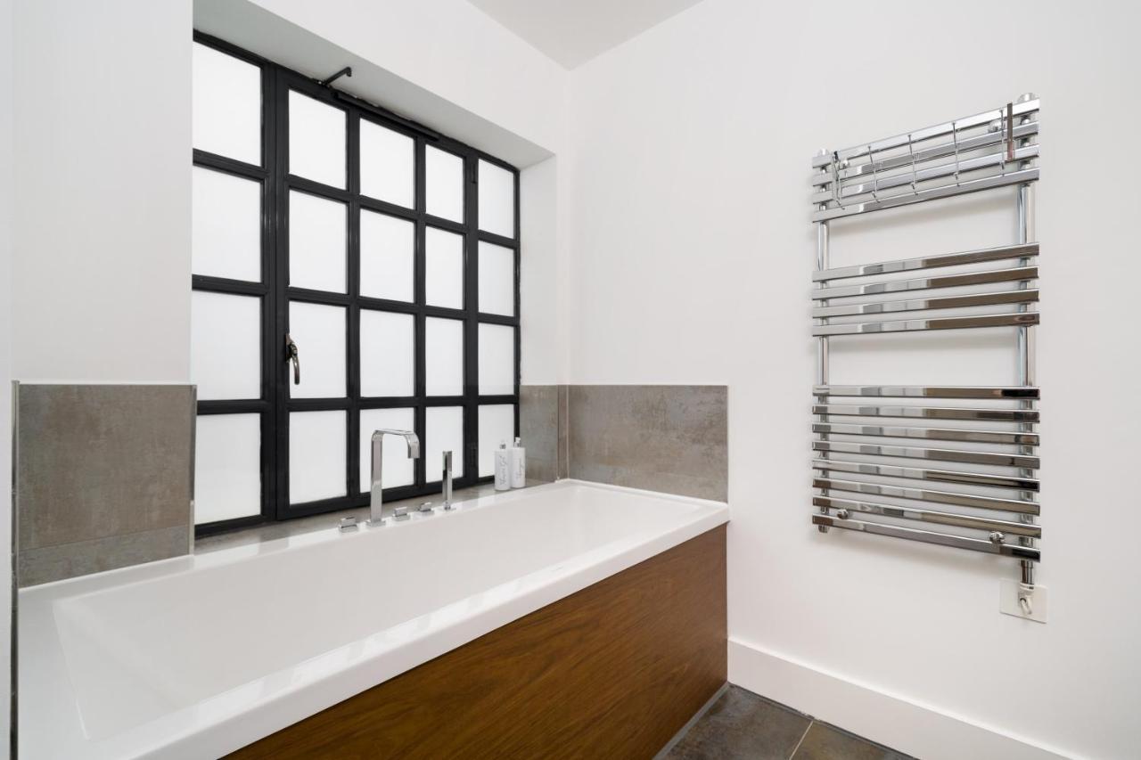New! Luxury! 2Bedr/3 Beds/2,5Bath! Covent Garden ! Lägenhet