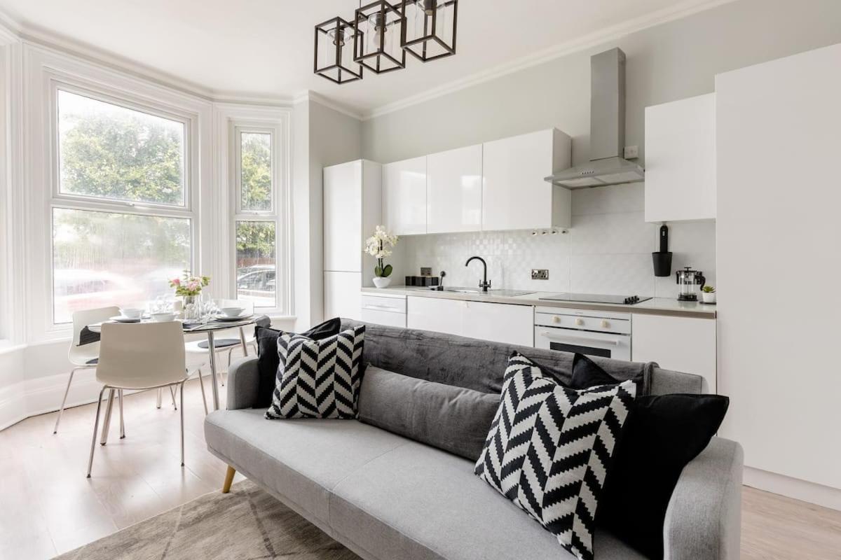 Lägenhet Lovely 2 Bedroom In West Hampstead, *