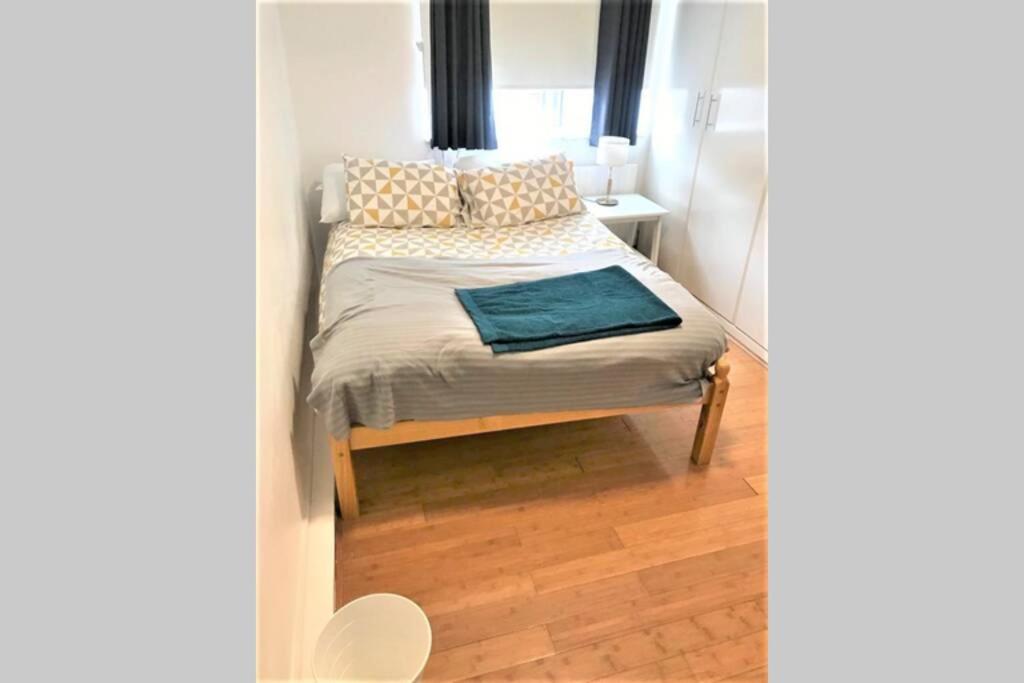 Stunning Lovely 3- Bedroom Fulham With Roof Terraces Appartamento *