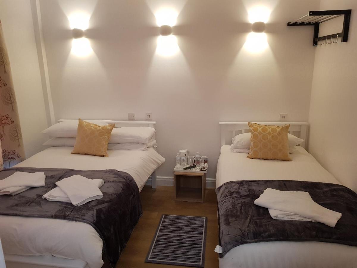 City London Hotel 3*