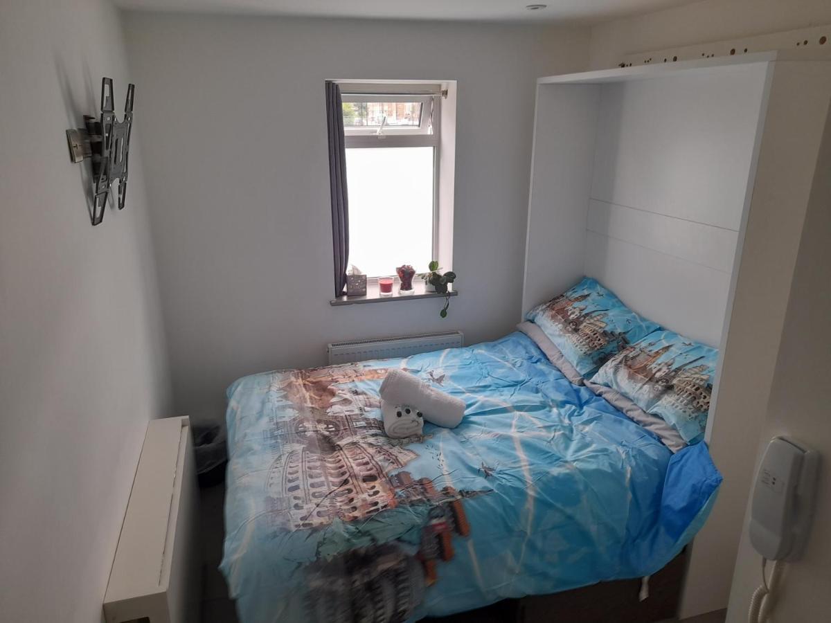 Lovely Double In Shared 3 Homestay London