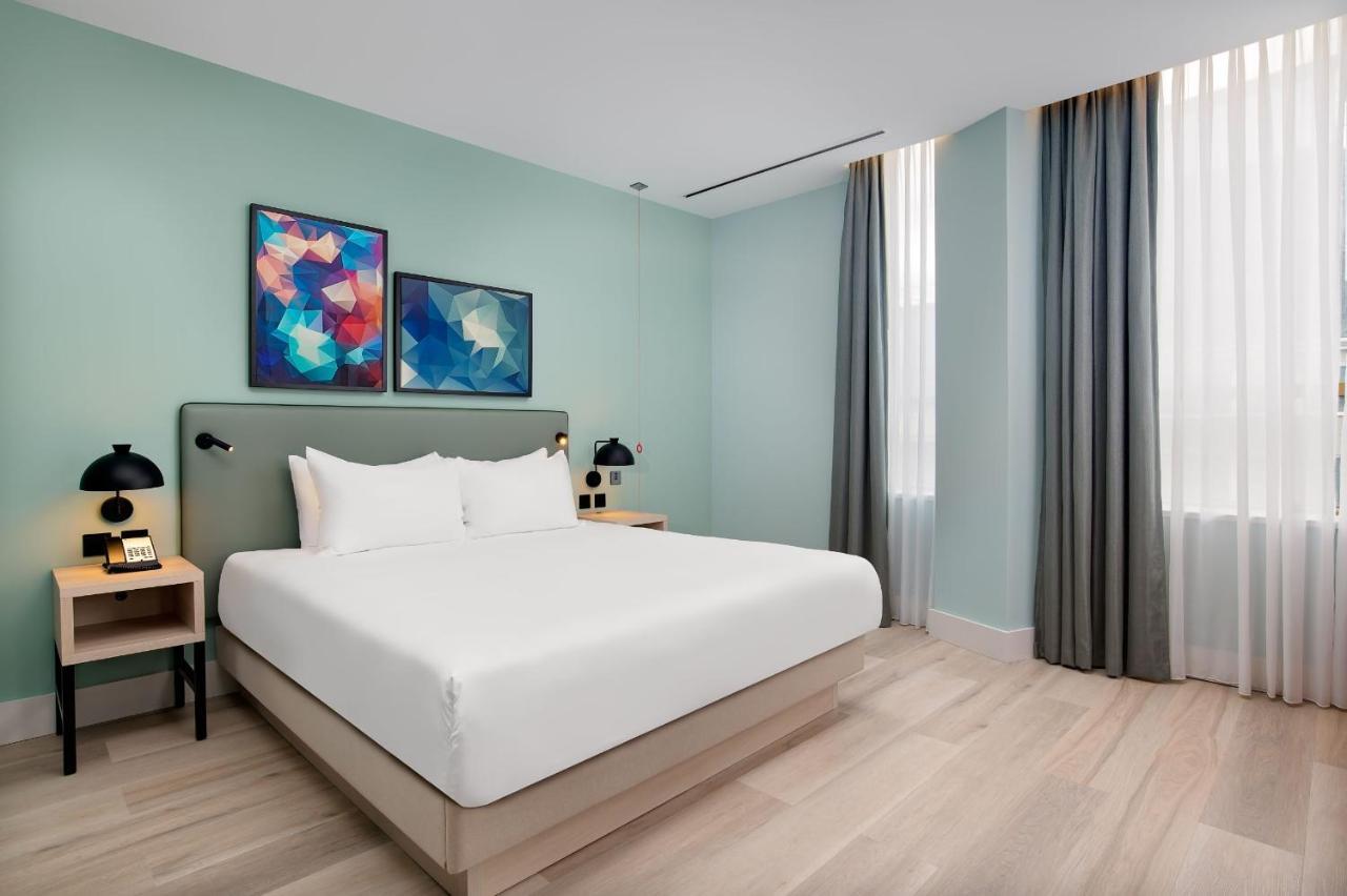Hyatt Place East Hotell