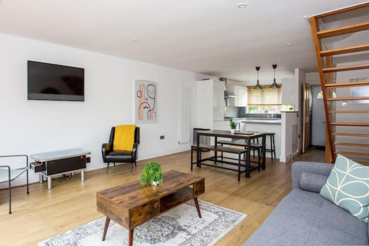 Spacious 3 Bedroom With Large Balcony