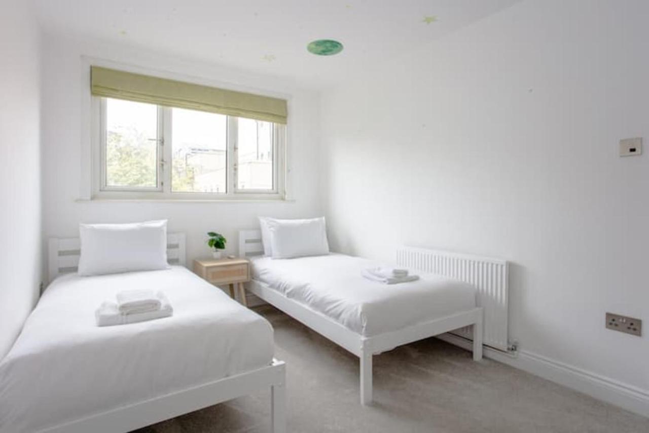 Spacious 3 Bedroom With Large Balcony Appartement