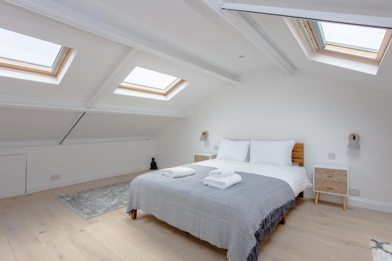 Spacious 3 Bedroom With Large Balcony Apartment